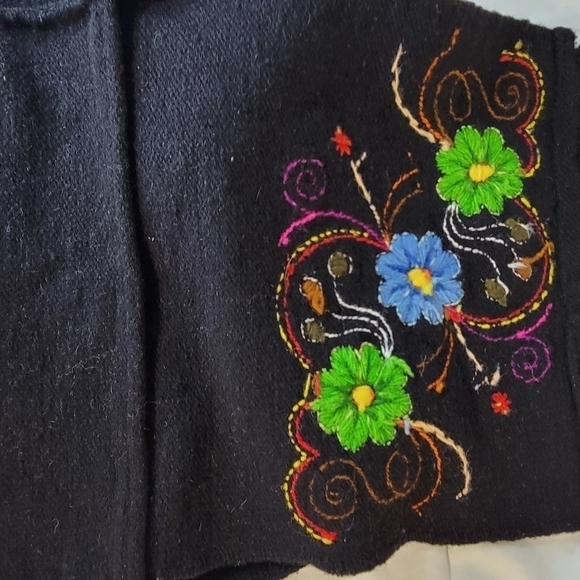 Alma Soul made in Peru Lambswool Satchel Crossbody Bag - Picture 4 of 7